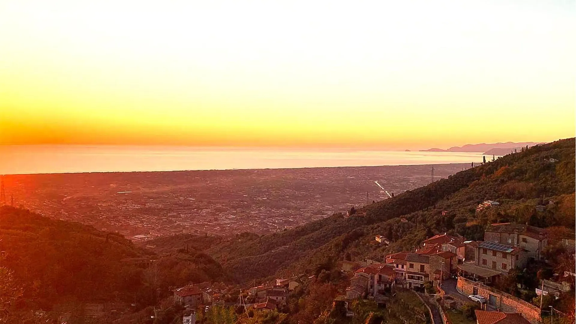 Lovely Apartment In Capezzano Monte With Wifi Vitoio  Italy