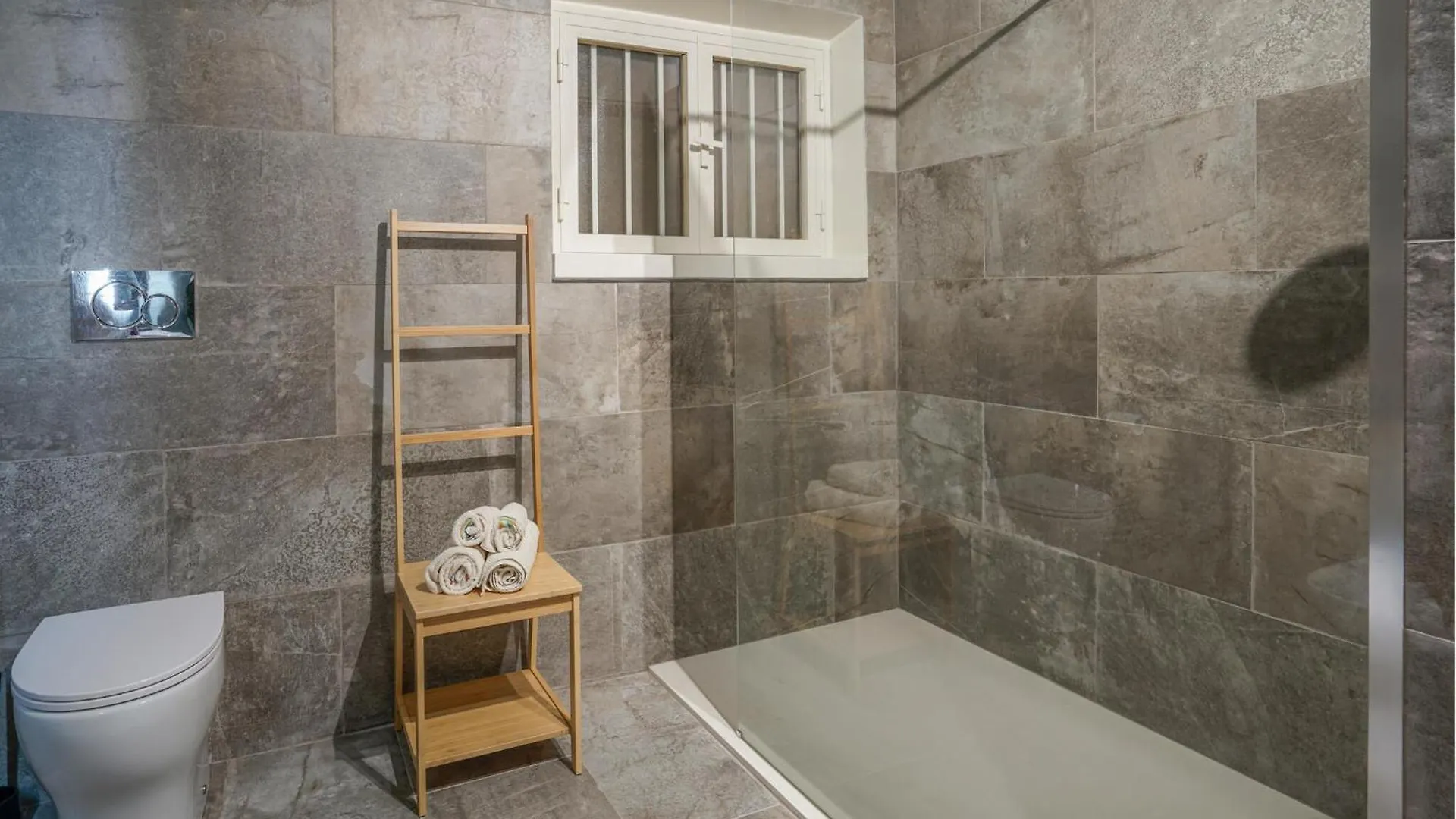 Lovely Apartment In Capezzano Monte With Wifi Vitoio  Italy