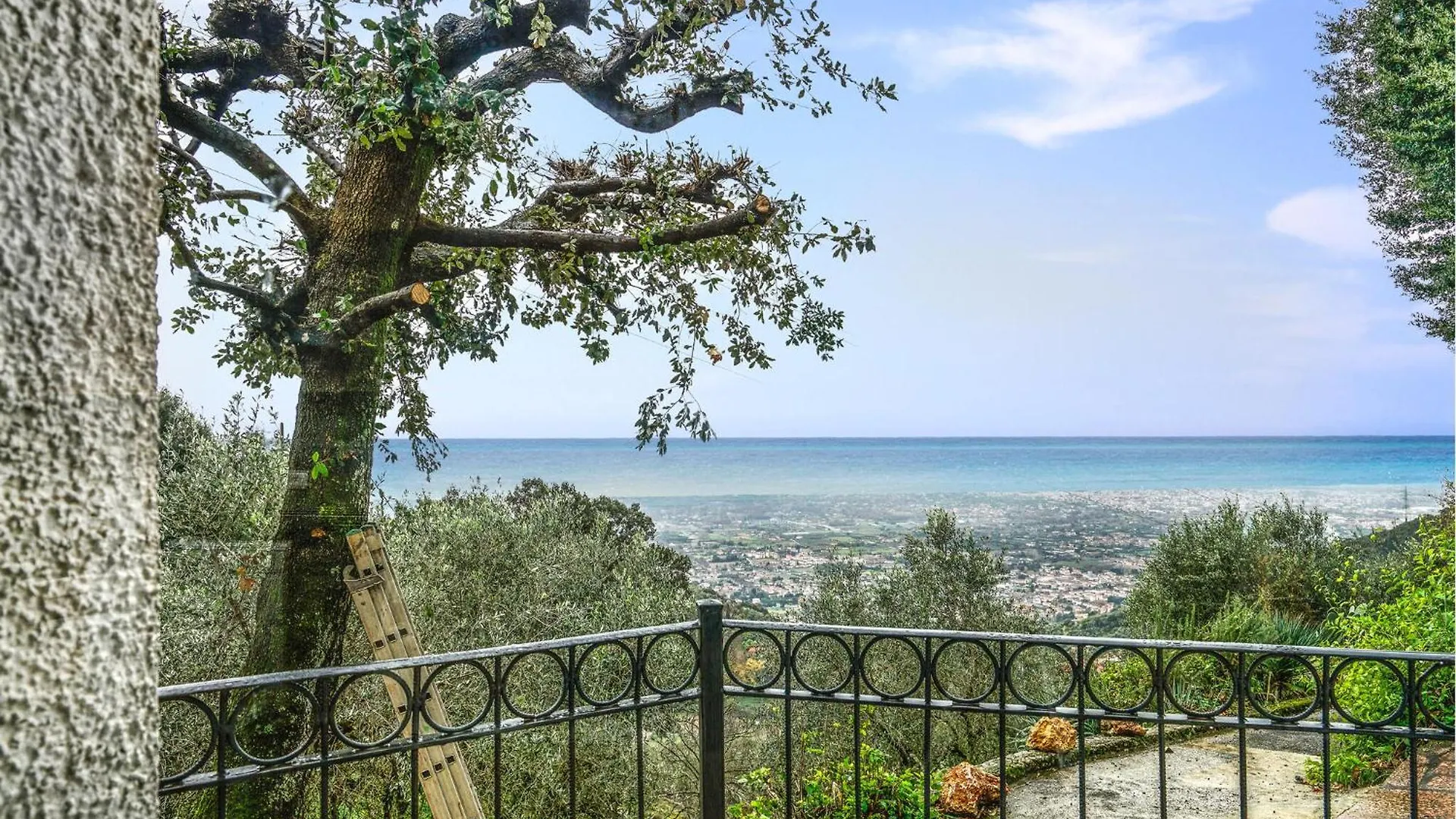 Lovely Apartment In Capezzano Monte With Wifi location